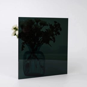 BLACK GLASS